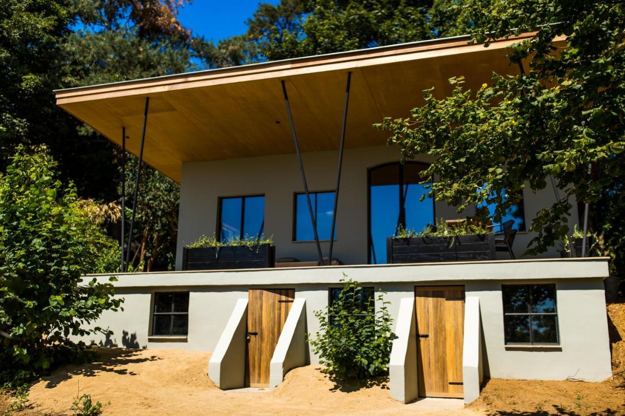 The Cabin Morris Holsbeek Exterior photo